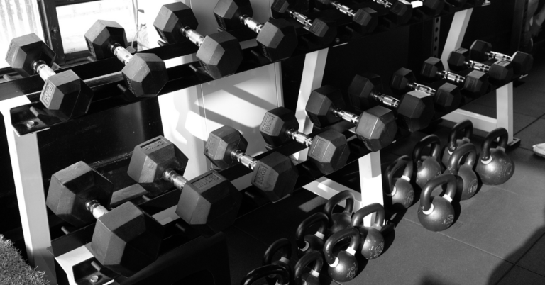 Black and white photo of gym weights